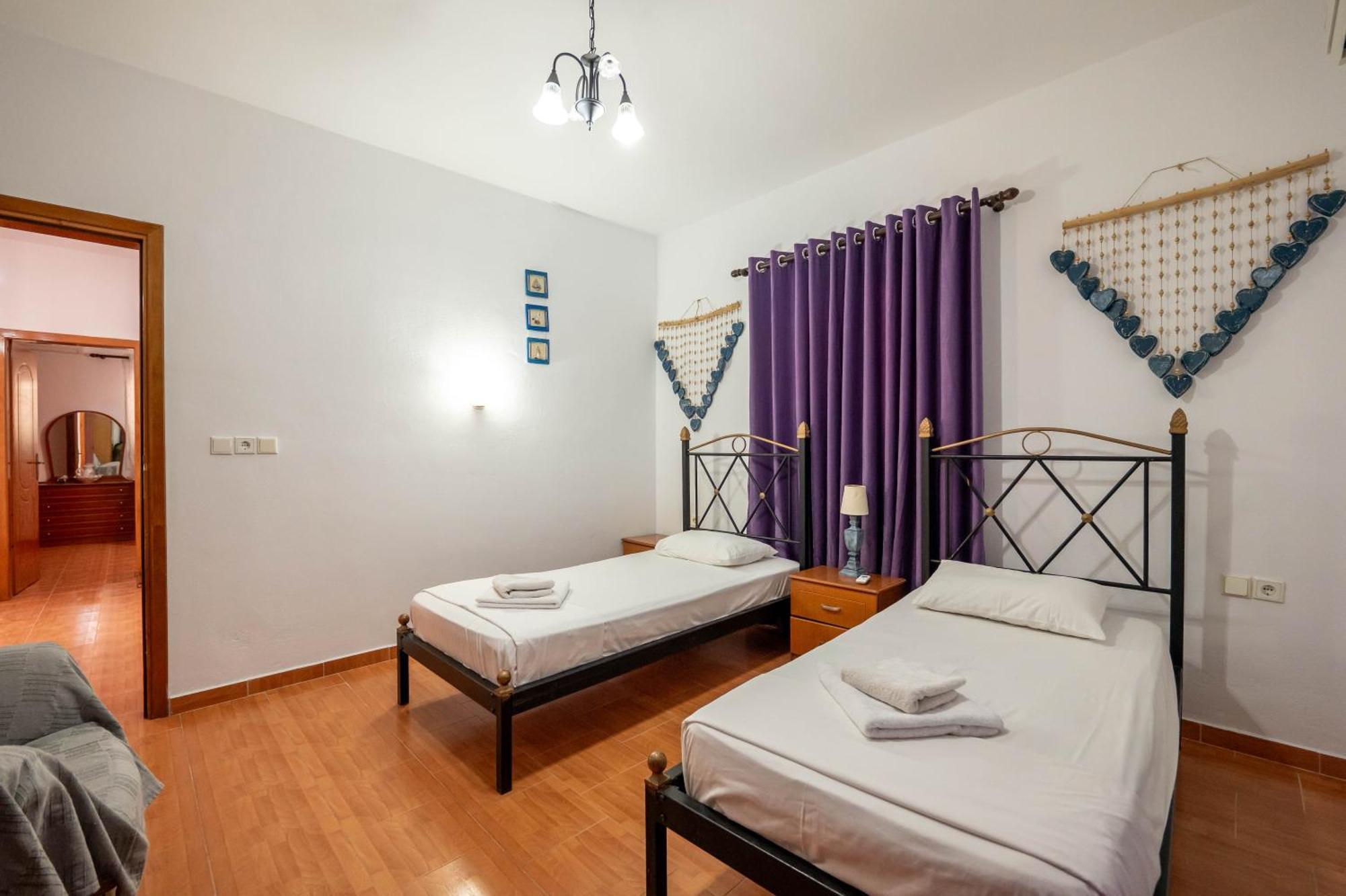 Cozy Downtown Apartament Ksamil